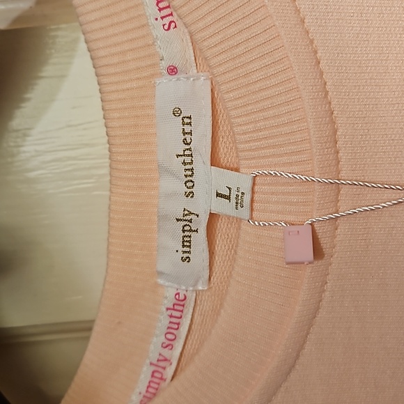 Simply Southern lightweight sweatshirt - Picture 5 of 5